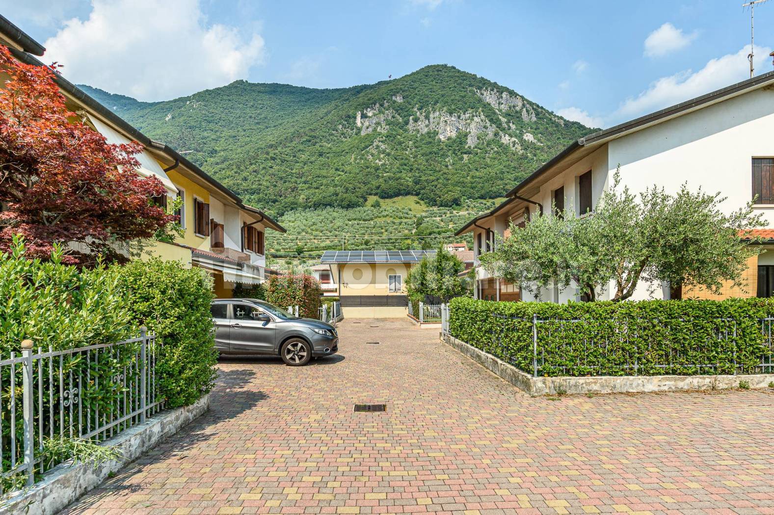 Villetta a schiera di testa con giardino - Pove del Grappa (foto 31)