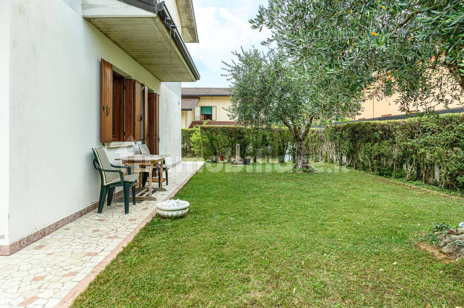 Villetta a schiera di testa con giardino - Pove del Grappa (foto 29)