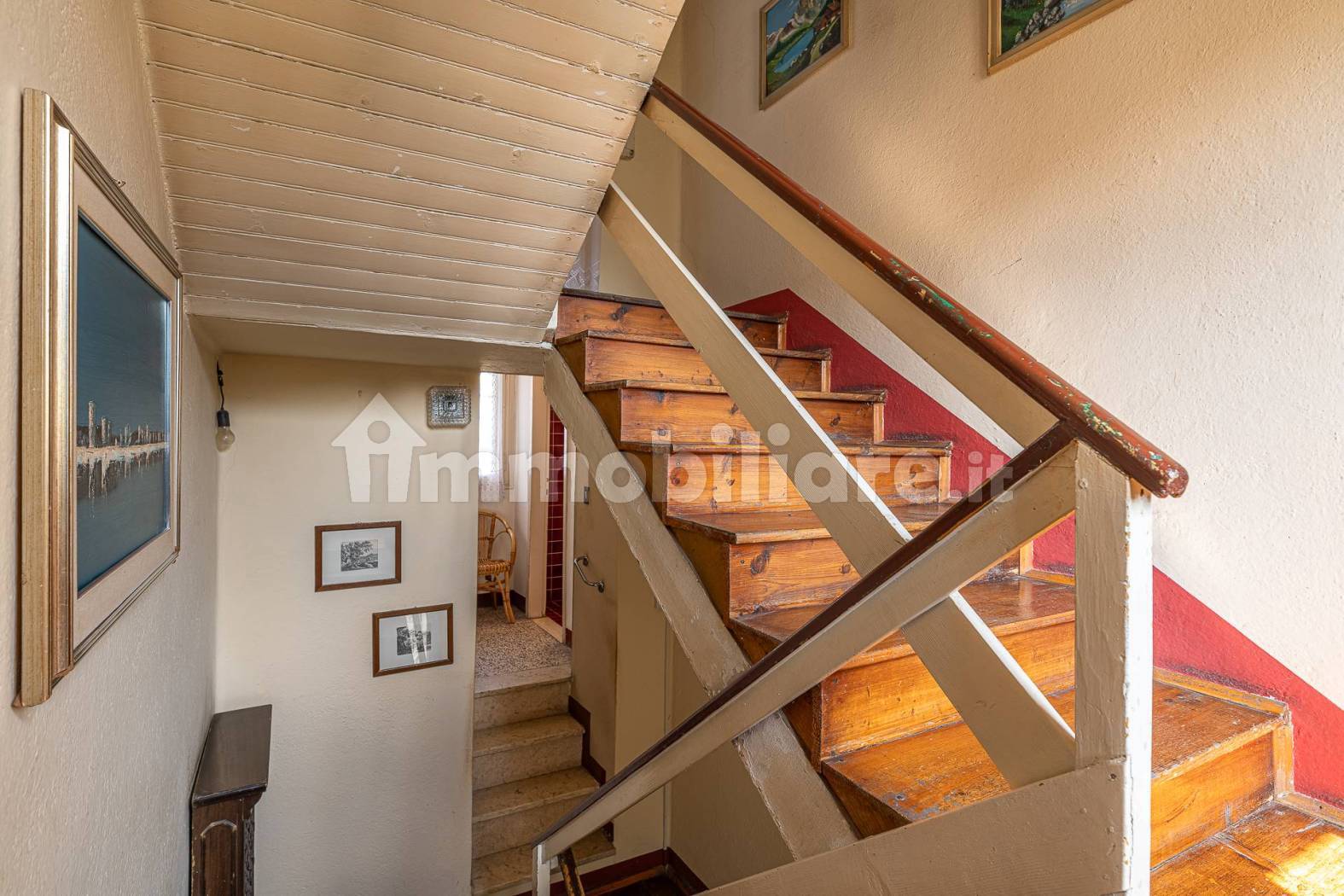 Casa terracielo da ristrutturare con ampio giardino - Pove del Grappa (foto 16)