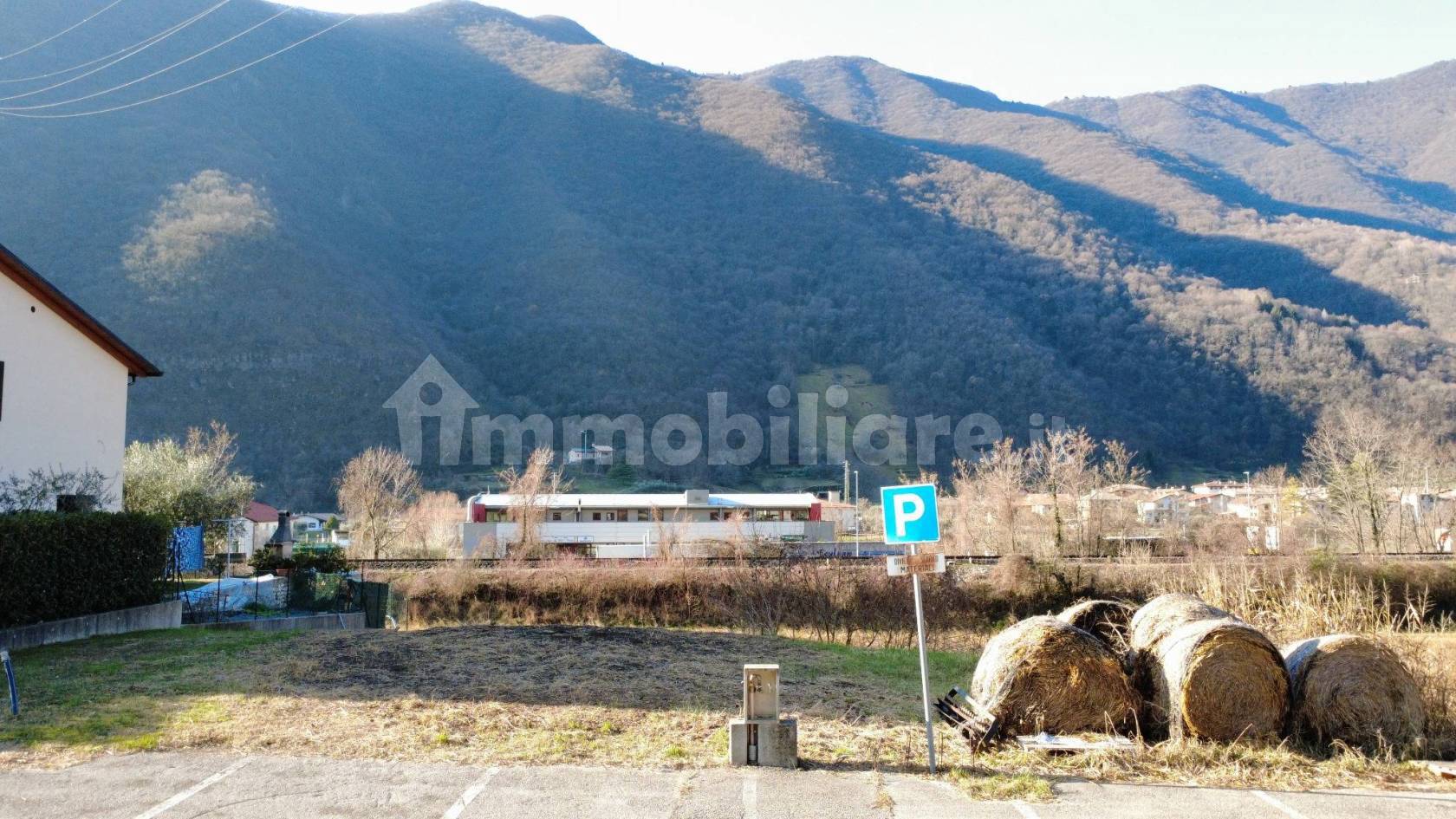 Terreno edificabile in zona residenziale lottizzata - Solagna (foto 13)