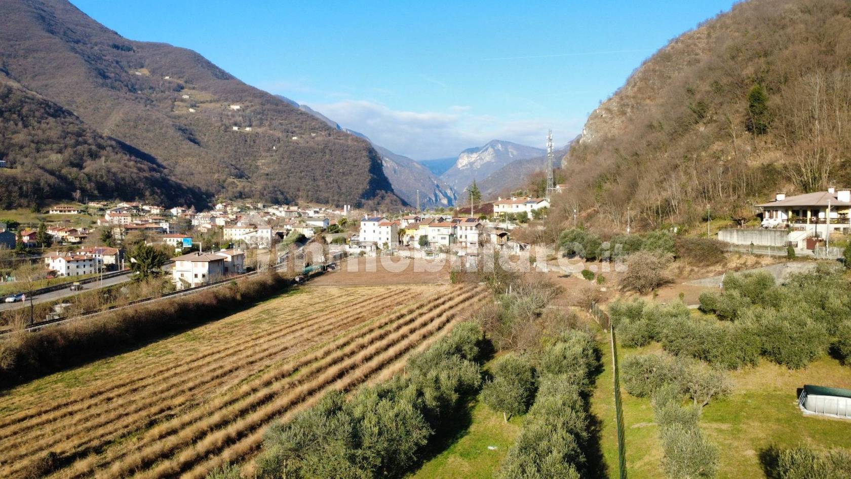 Terreno edificabile in zona residenziale lottizzata - Solagna (foto 19)