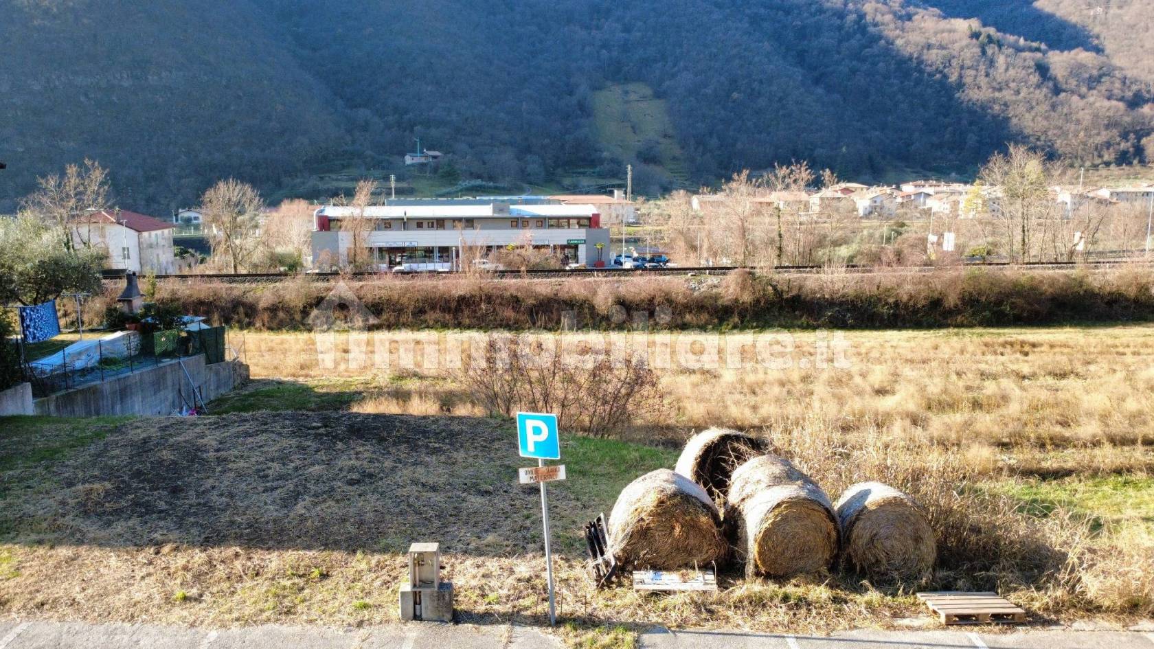 Terreno edificabile in zona residenziale lottizzata - Solagna (foto 21)