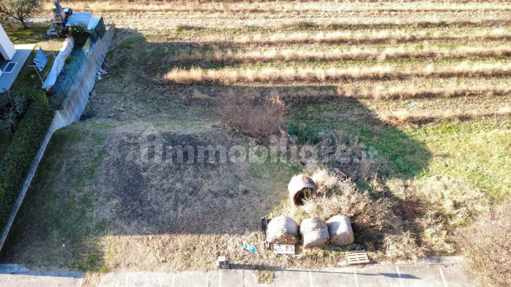 Terreno edificabile in zona residenziale lottizzata - Solagna (foto 14)
