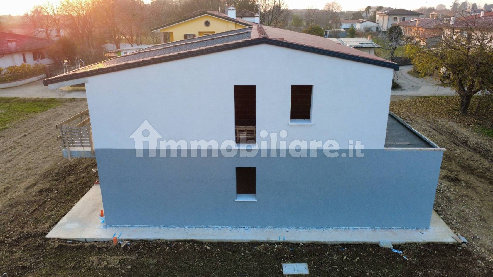 Villetta bifamiliare A4 con ampio giardino - Belvedere di Tezze - Tezze sul Brenta (foto 5)