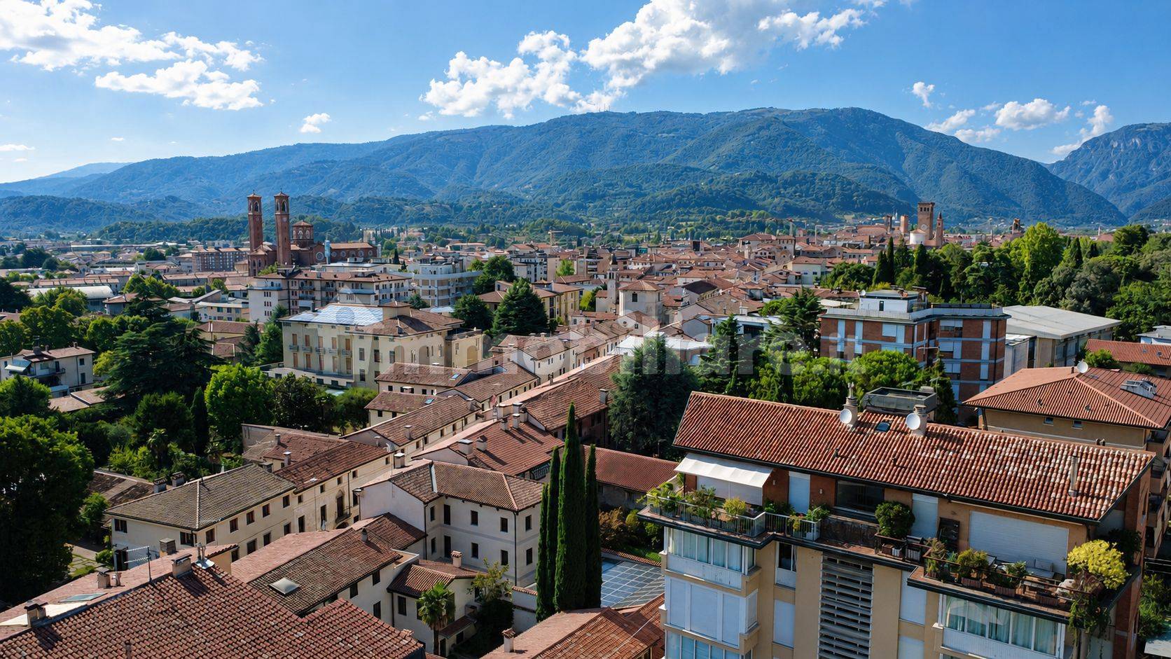 Quadrilocale via Sterni 10, Centro, Bassano del Grappa - Bassano del Grappa (foto 32)