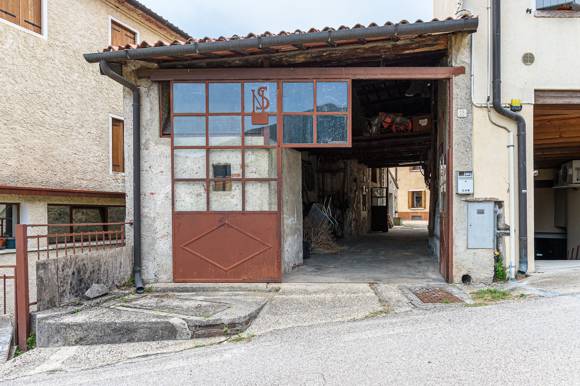 Casa indipendente con ampio scoperto - SOLAGNA (foto 25)