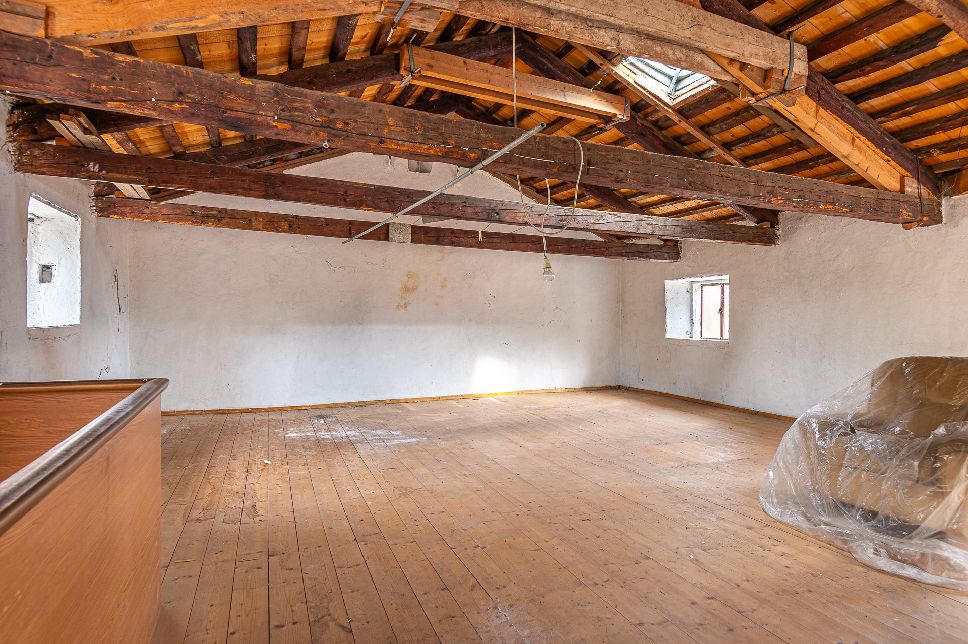 Casa indipendente con ampio scoperto - SOLAGNA (foto 14)