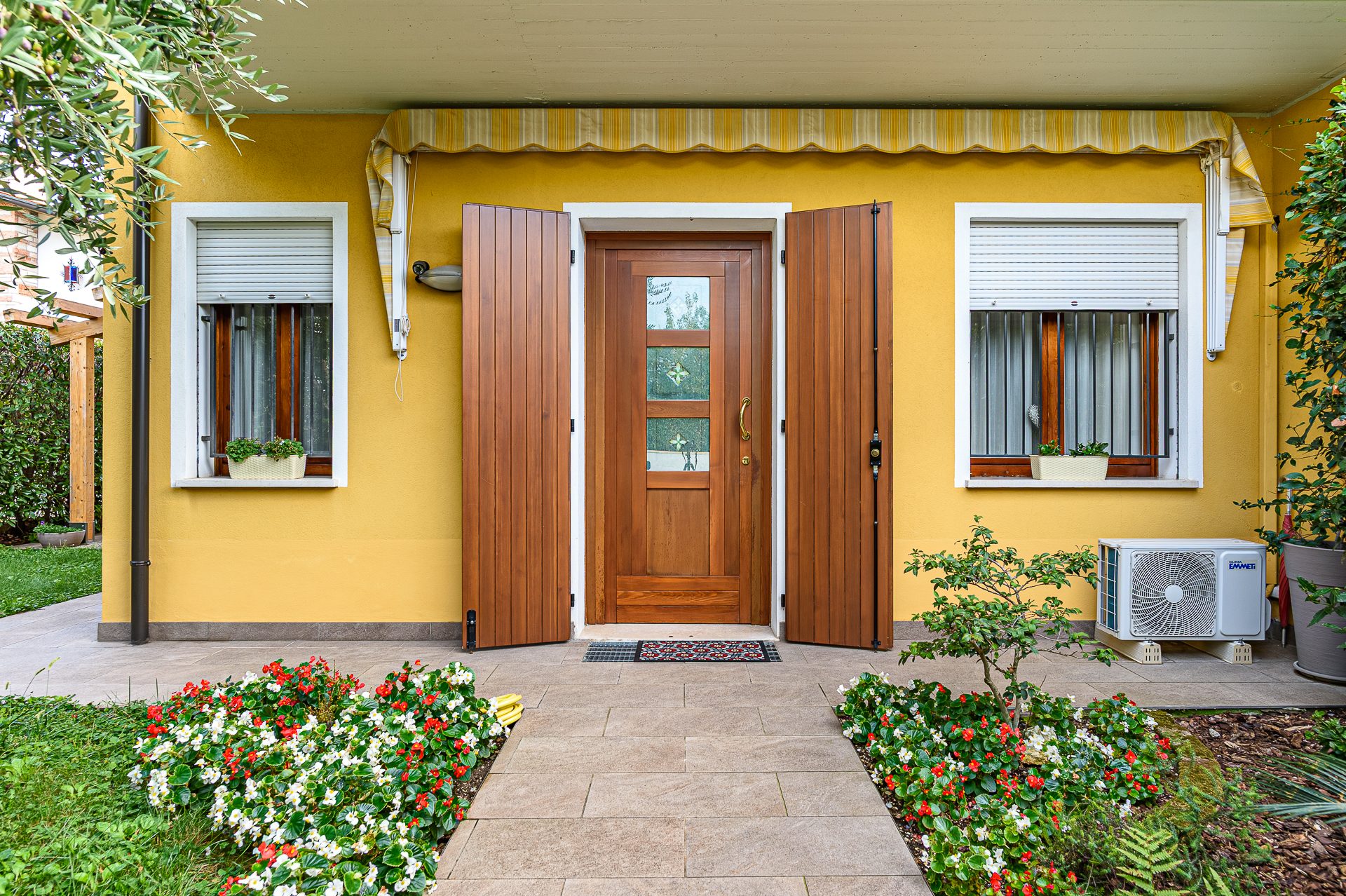 Casa a schiera indipendetne, via A. Manzoni, centro Pove del grappa - Pove del Grappa (foto 2)